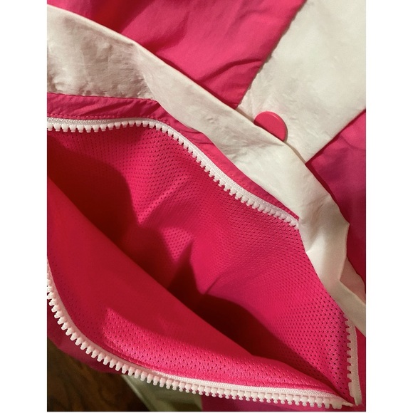 New PINK windbreaker M/L - Picture 5 of 7